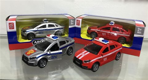 拉达尼瓦合金车警车 回力 双开门 单只庄