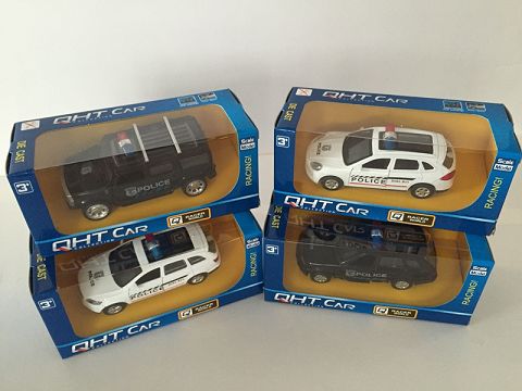 1:39悍马，路虎，Q7，保时捷合金回力警车,2开门（开窗盒,四款各一色混装）