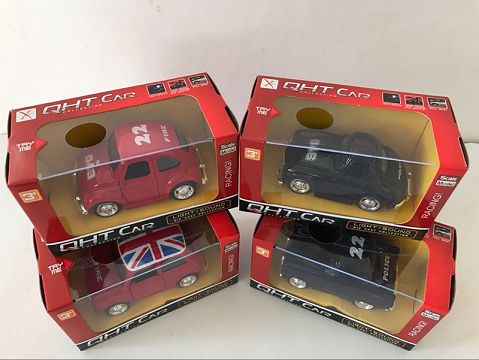 1:32合金回力Q板警车，开门，带声光（开窗盒,四款2色混装）