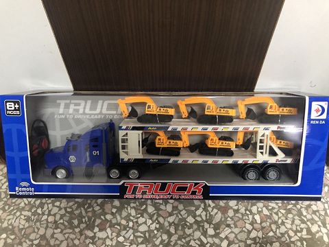 遥控4通长货柜车（配6只大工程车） 前进 后退 左转 右转 停止